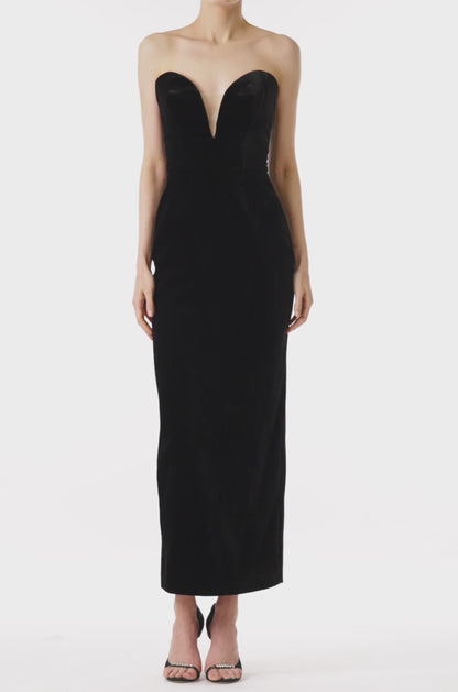 Monique Lhuillier black velvet strapless column dress with plunging, sweetheart neckline.