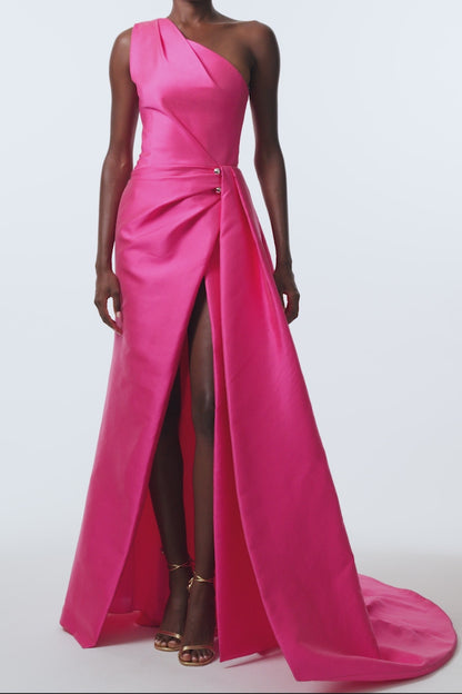 Monique Lhuillier Spring 2026 Flamingo Mikado One shoulder draped gown with train and gold ball piercing - video.