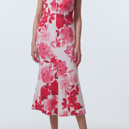 Monique Lhuillier Spring 2026 Powder Pink Multi Rose Ombre Printed Crepe Draped neckline cap sleeve dress - video.