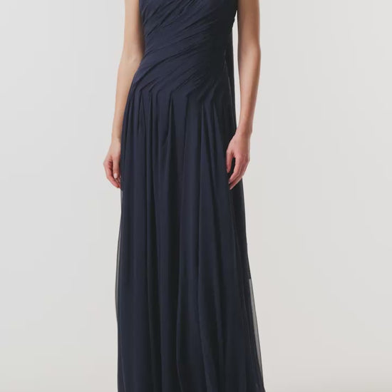 Monique Lhuillier Fall 2026 Navy chiffon strapless draped gown with scarf - video. 