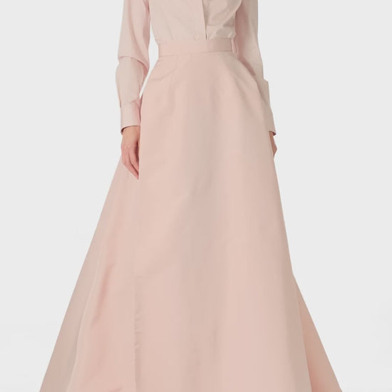 Monique Lhuillier Fall 2024 Full ball skirt with high leg slit and pockets in Pale Blush faille fabric - video.