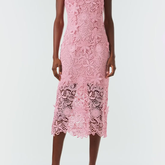 Monique Lhuillier Fall 2024 Sleeveless sheath with jewel neckline in Pink Daisy Guipure Lace - video.