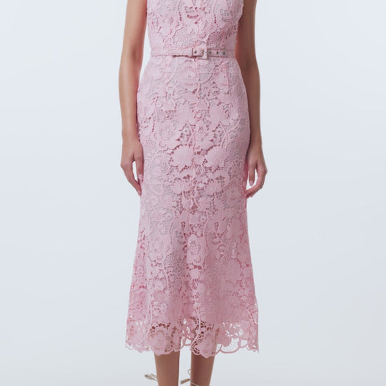 Monique Lhuillier Spring 2026 Carnation Floral Lace Sleeveless Midi dress with belt - video.