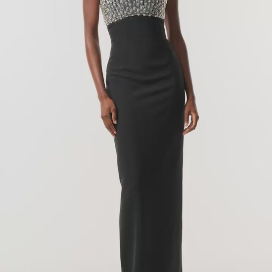 Monique Lhuillier Fall 2026 Noir Embroidered crepe strapless column gown - video.