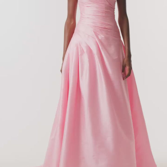 Monique Lhuillier Fall 2026 Sweatpea Taffeta one-shoulder draped ballgown - video.