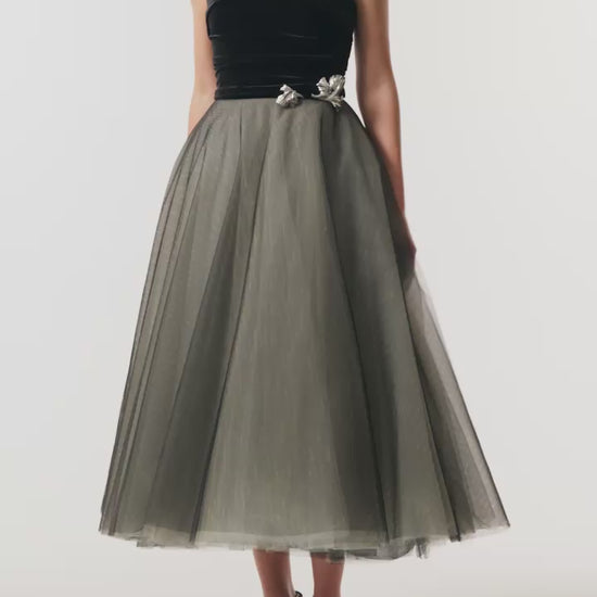 Monique Lhuillier Fall 2026 Noir / multi Stretch Velvet & Tulle strapless tea length dress  -  video.