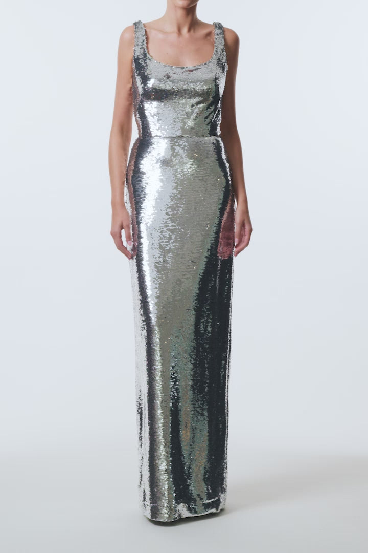 Monique Lhuillier Fall 2025 Silver Sequin Sleeveless column gown - video.