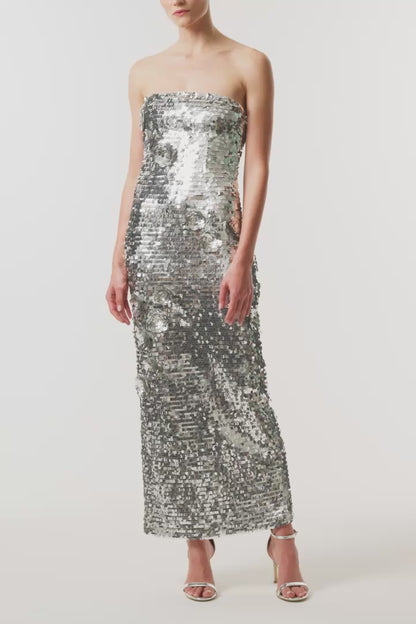 Monique Lhuillier Fall 2026 Chrome Embellished sequin floral cocktail dress - video.