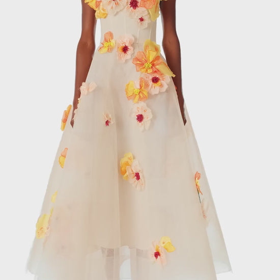 Monique Lhuillier Spring 2025 Strapless, Ecru colored tea-length dress with light boning in bodice and structured horsehair tulle skirt in cascading floral Poppy embroidery - video.