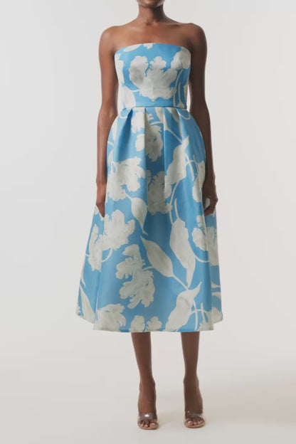 Monique Lhuillier Spring 2023 Bluebelle/Multi Floral Printed Pique Gazar strapless full skirt midi dress with pockets - video.