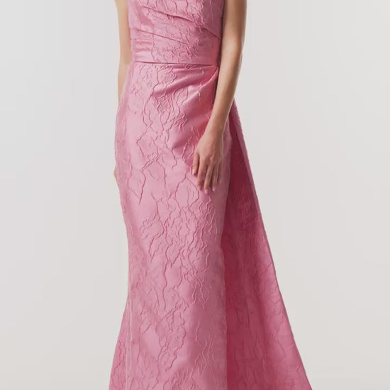 Monique Lhuillier Fall 2026 Sweetpea Jacquard strapless draped gown with train  - video.