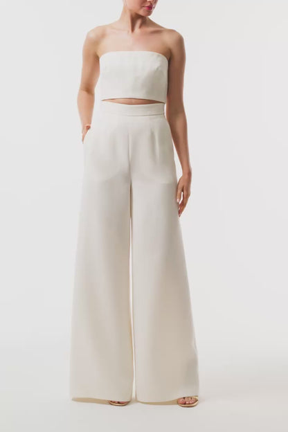Monique Lhuillier Spring 2025 wide leg palazzo trouser in silk white wool suiting - video.
