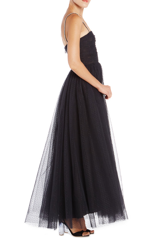 Monique lhuillier discount tulle gown