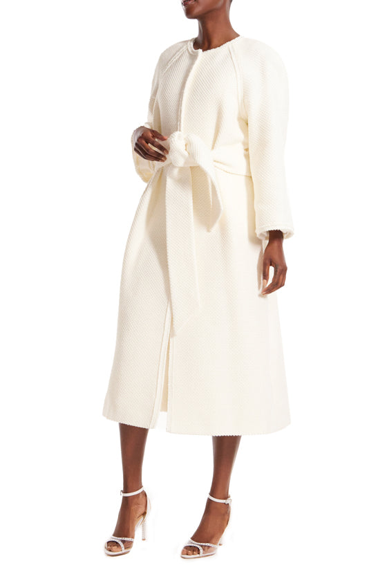 Monique Lhuillier silk white wool jacquard coat with belt.