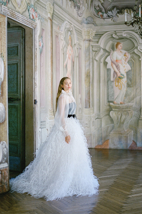 Monique lhuillier discount feathers gown