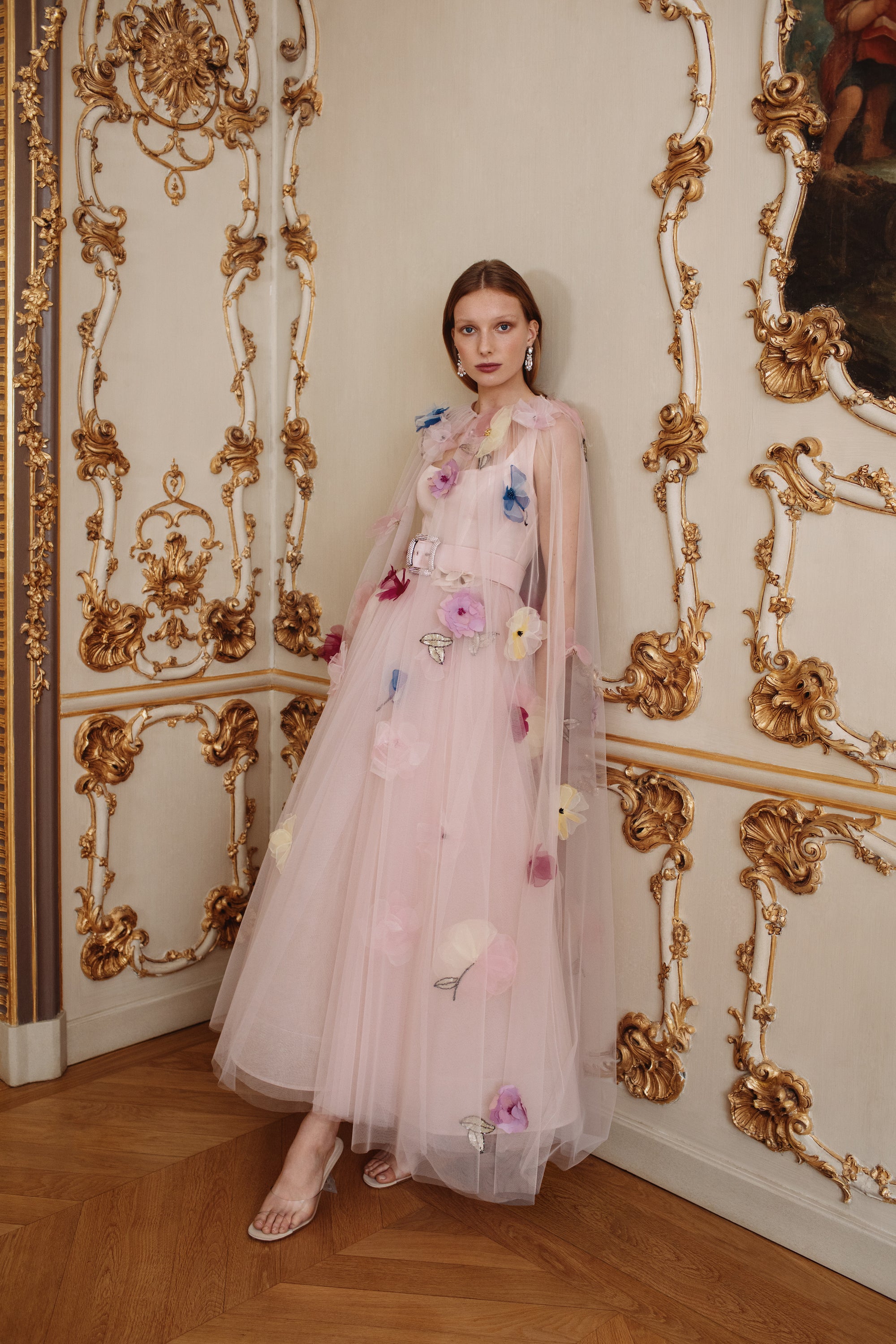 Monique Lhuillier Sleeveless Square Neck Corseted Gown