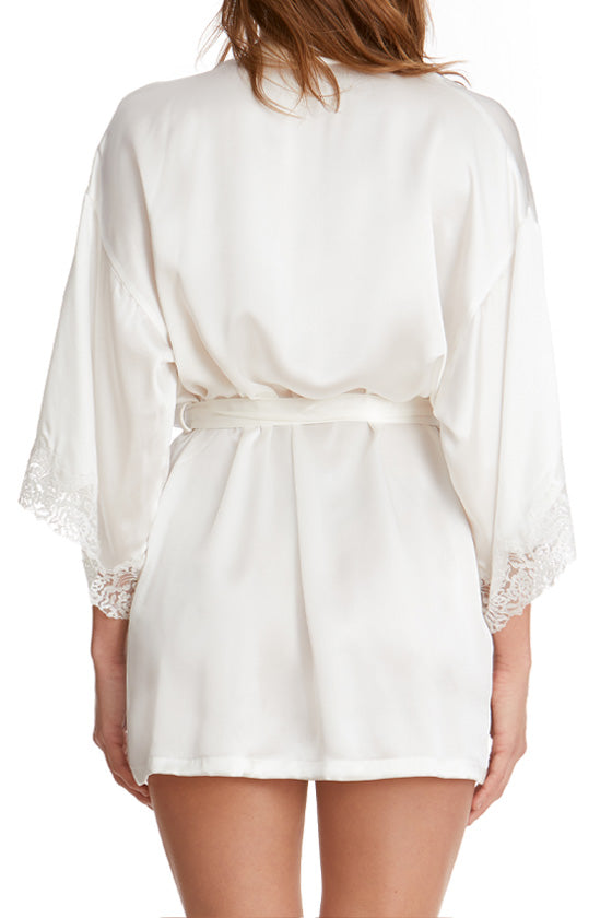 Fashion White Feather Silk Robes Long Sleeve - China Sleepwear and  Loungewear price